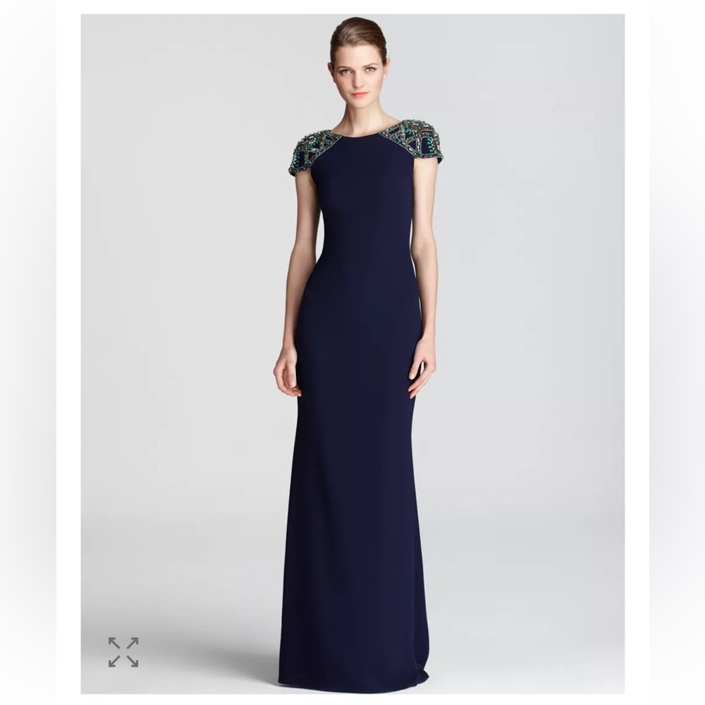 Badgely Mischka Long Navy Blue Evening Gown Size 10 Beaded Cap Sleeve Mini Train - Picture 1 of 11